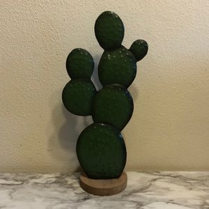 Metal Cactus Statue